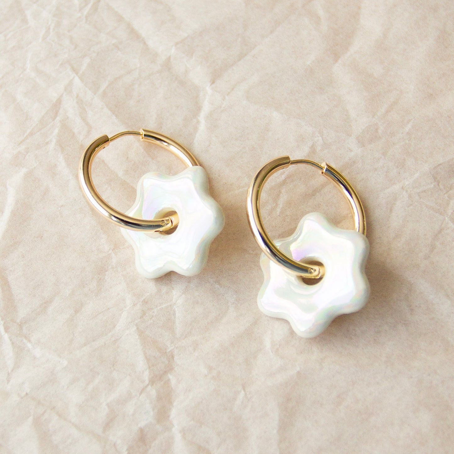 Daisy Hoops - Iridescent White