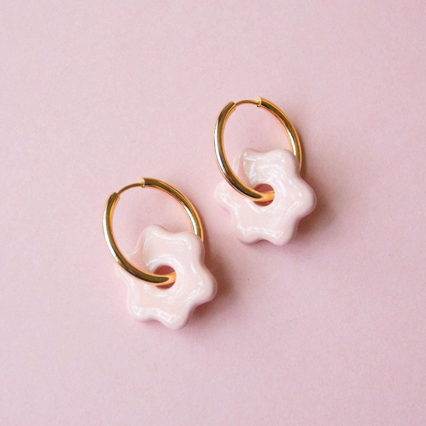 Daisy Hoops - Dusty Pink