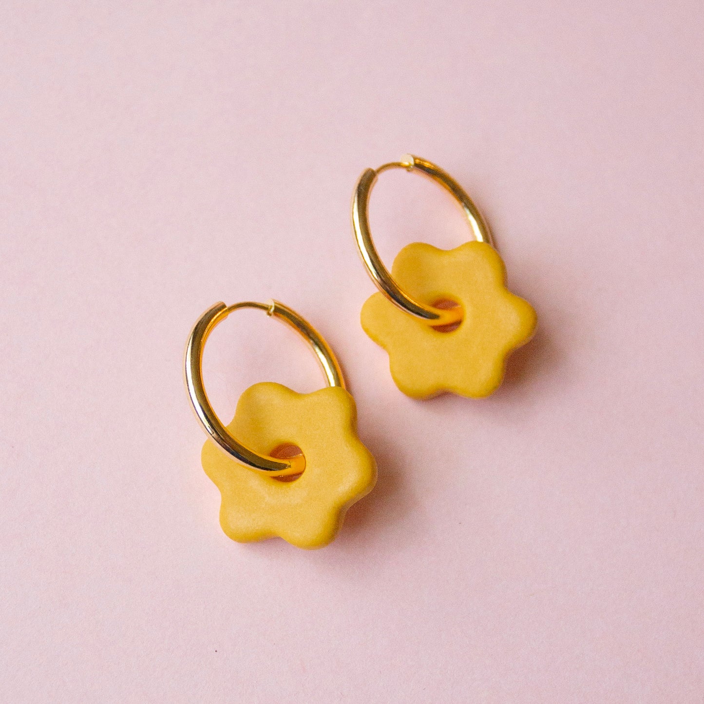 Daisy Hoops - Sunflower Yellow