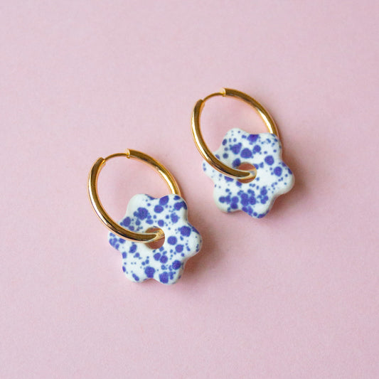 Daisy Hoops - Blue Speckle