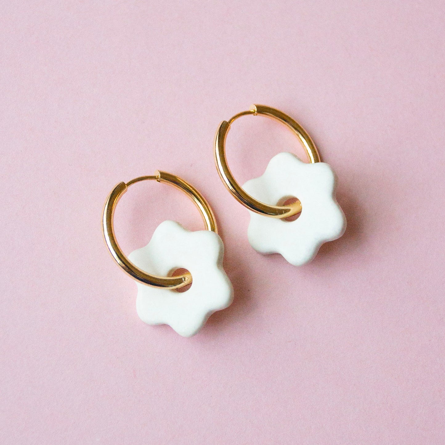 Daisy Hoops - Marshmallow White