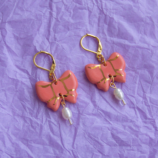 Bow earrings with pearls (clasp version)