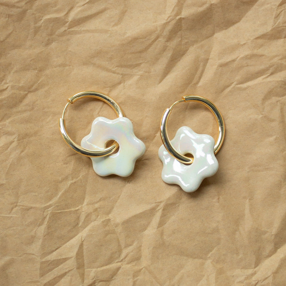 Daisy Hoops - Iridescent White